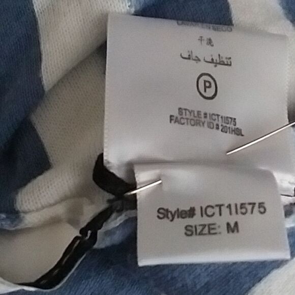 BCBGMaxAzria Lightweight Cropped Sweater Batwing Navy and White Stripes - Picture 12 of 13